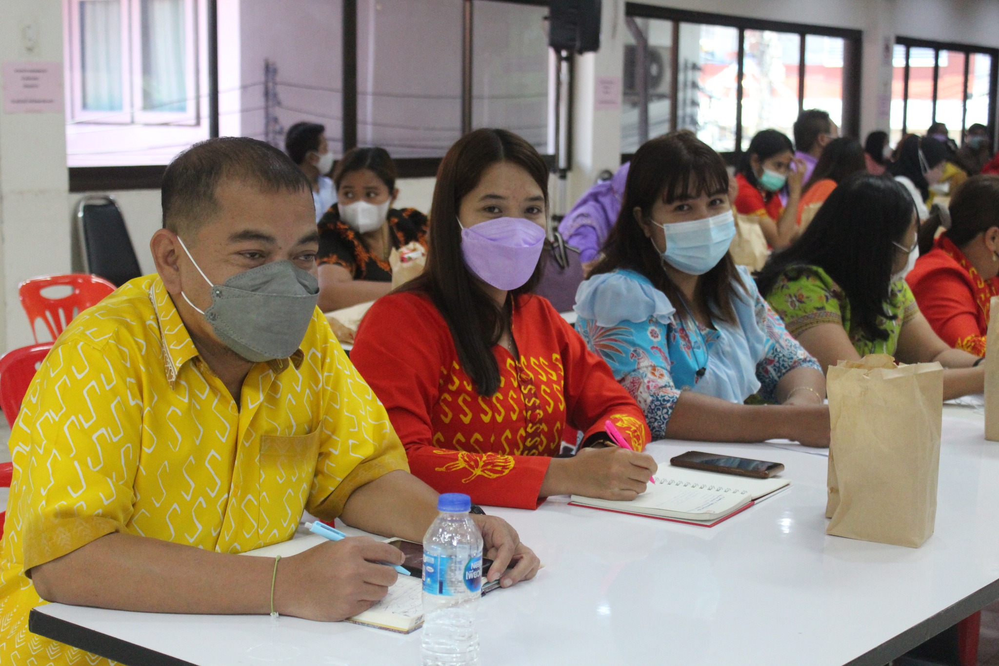 พช.ปัตตานี สานพลังข้าราชการในสังกัดร่วมจัดตั้งกลุ่มออมทรัพย์เพื่อการผลิตในชุมชนเพิ่มอีกกว่า 100 แห่ง ภายใน ปี 2565