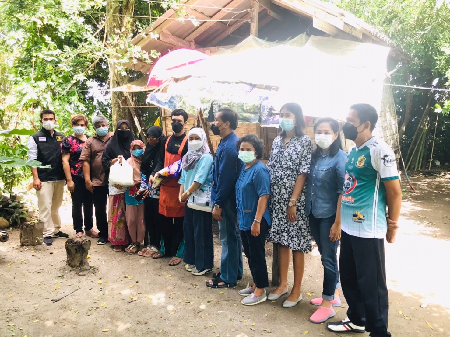 “บ้านสร้างสุข สลากสรรค์สร้างเพื่อชุมชน” ​ขจัดความยากจนและพัฒนาคนทุกช่วงวัยอย่างยั่งยืนตามหลักปรัชญาของเศรษฐกิจพอเพียง