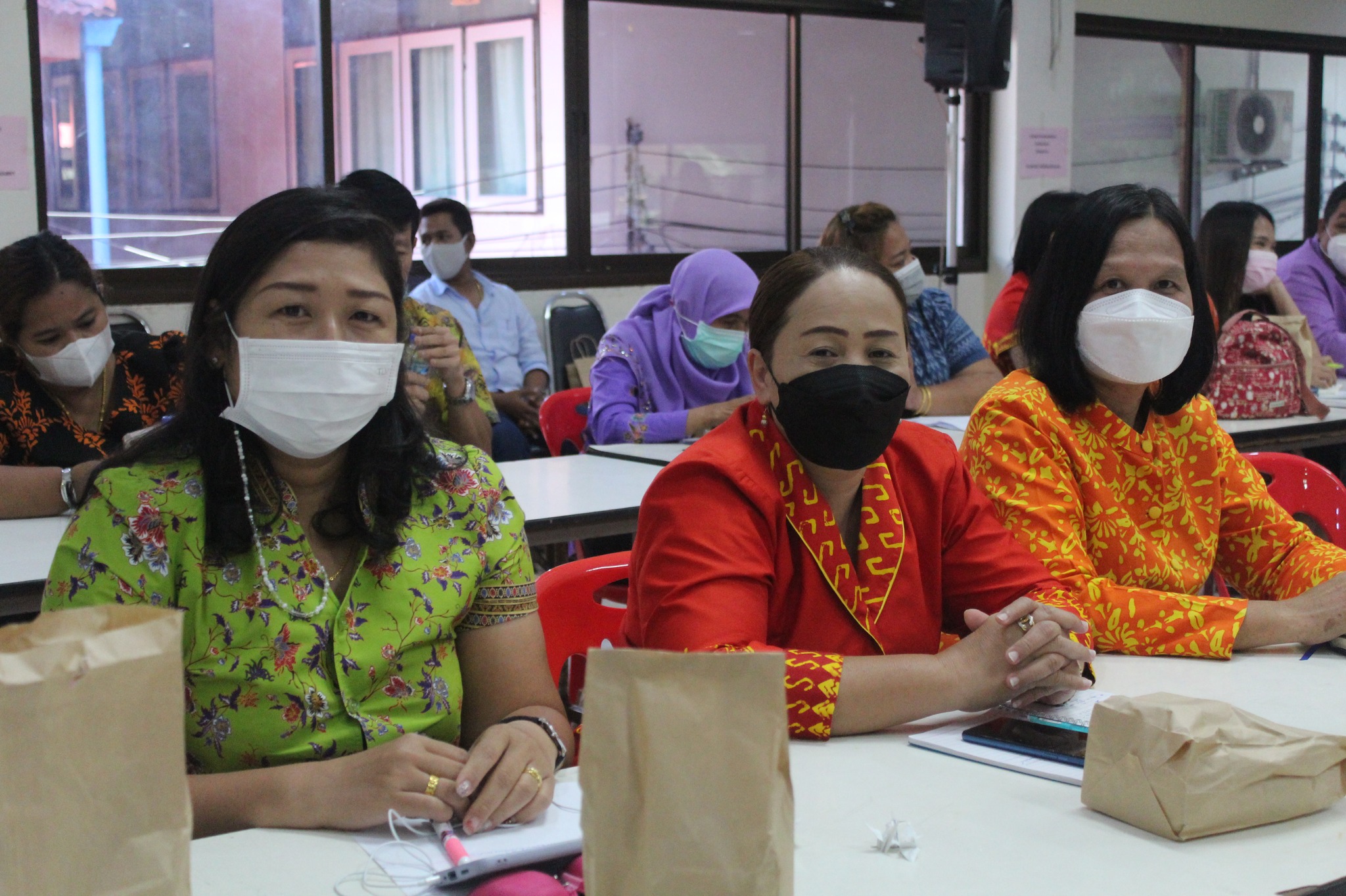 พช.ปัตตานี สานพลังข้าราชการในสังกัดร่วมจัดตั้งกลุ่มออมทรัพย์เพื่อการผลิตในชุมชนเพิ่มอีกกว่า 100 แห่ง ภายใน ปี 2565