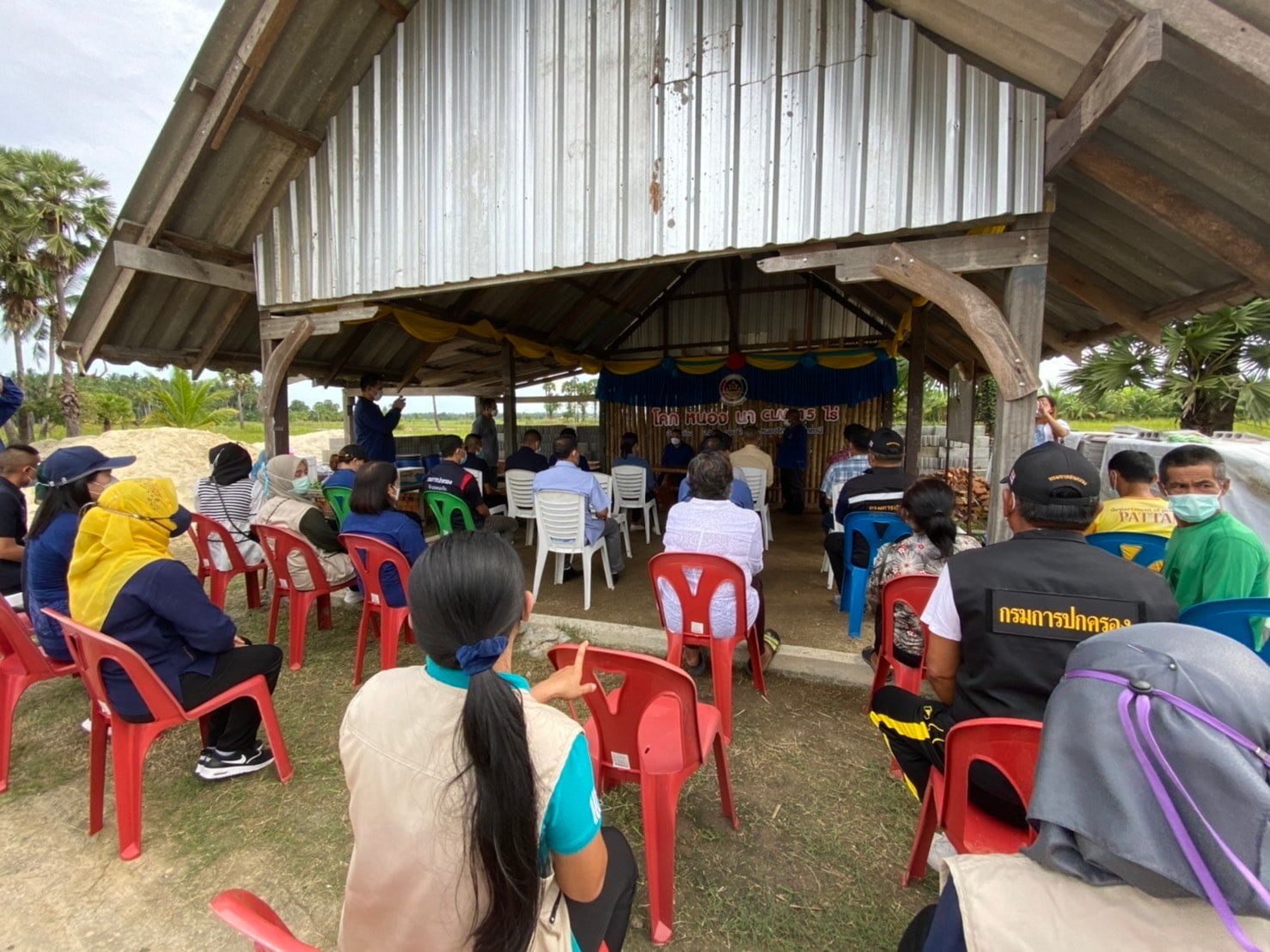 พช.ปัตตานี สานพลังความร่วมมือ สร้างการมีส่วนร่วม พัฒนาศูนย์เรียนรู้เศรษฐกิจพอเพียง พัฒนาพื้นที่ต้นแบบการพัฒนาคุณภาพชีวิตตามหลักทฤษฎีใหม่ประยุกต์สู่ “โคก หนอง นา กรมการพัฒนาชุมชน”