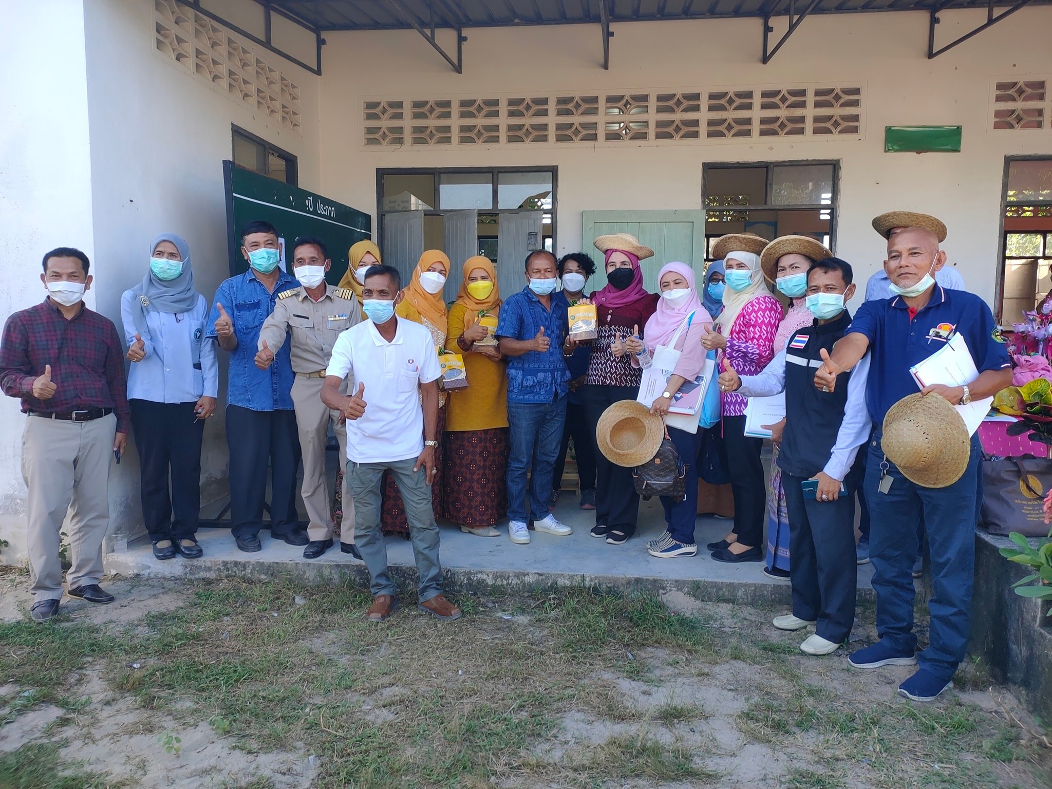 พช.ปัตตานี ลงพื้นที่ 12 อำเภอ คัดสรรกิจกรรมพัฒนาชุมชนดีเด่น ประจำปี 2565