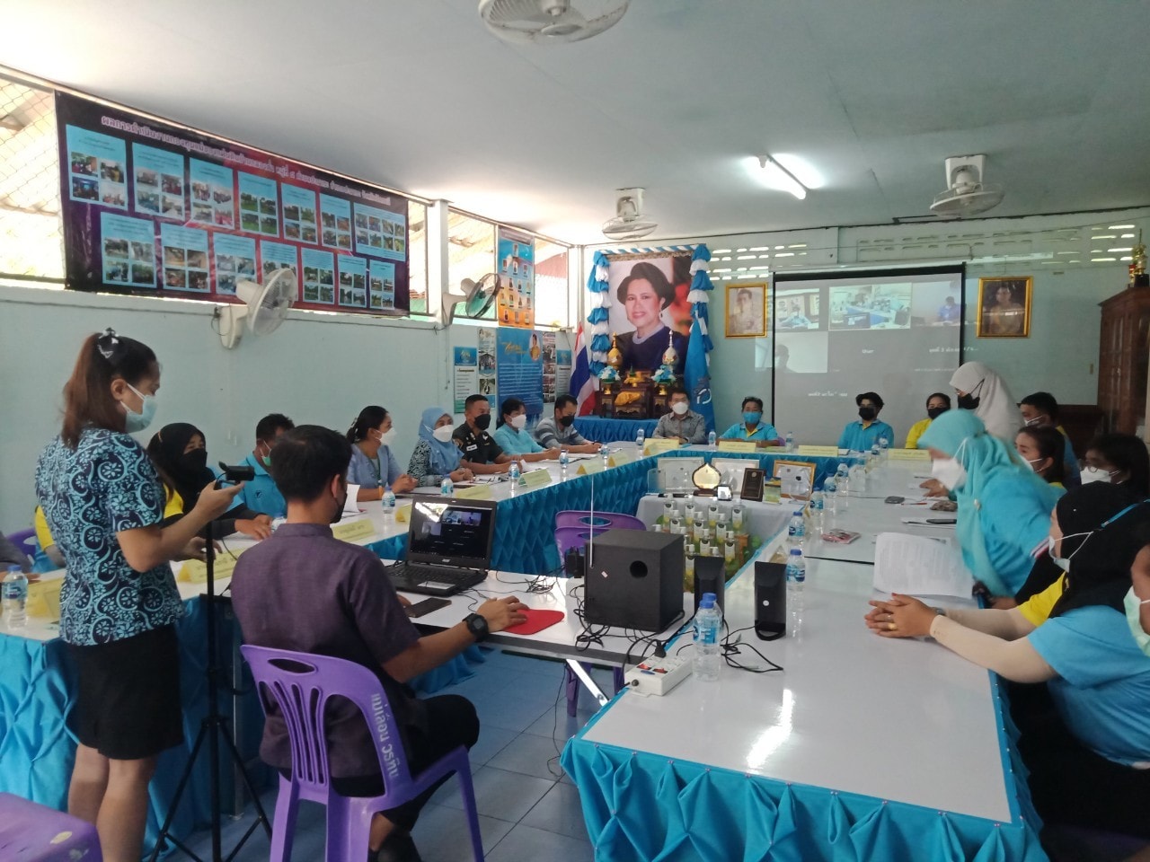 พช. ปัตตานี ร่วมประกวดหมู่บ้านกองทุนแม่ของแผ่นดินดีเด่น ระดับกรมการพัฒนาชุมชน ค้นหาต้นแบบด้านการป้องกันและแก้ไขปัญหายาเสพติดในชุมชน