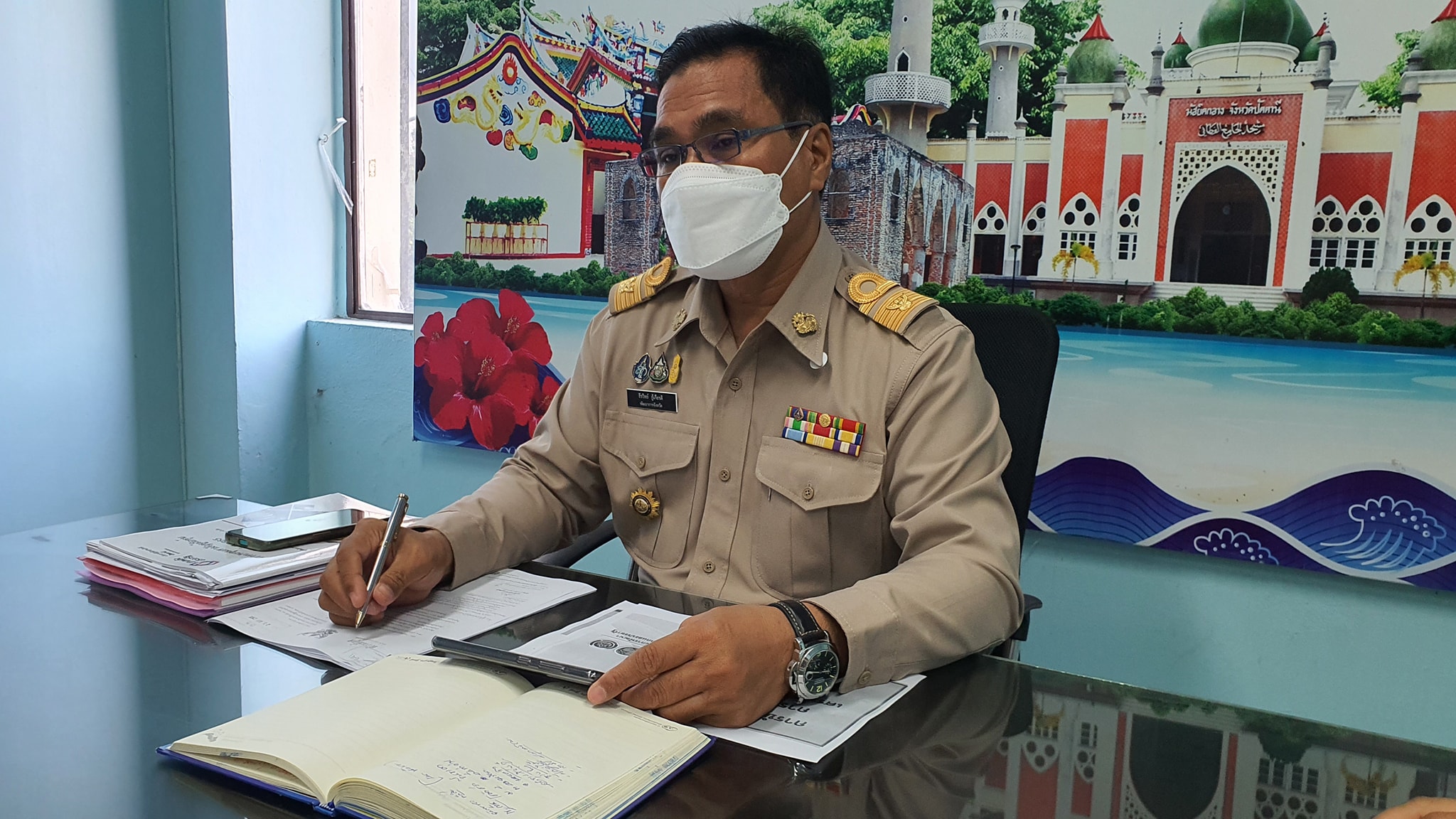 พช.ปัตตานี ร่วมประชุมกรมการพัฒนาชุมชน ประจำเดือนพฤษภาคม ผ่านระบบการประชุมทางไกล (Video Conference) 76 จังหวัดทั่วประเทศ