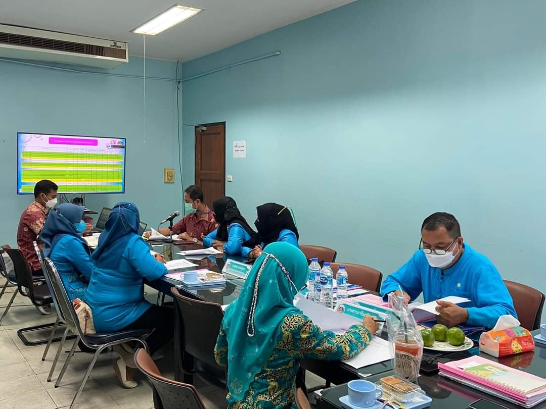 พช.ปัตตานี ค้นหากองทุนพัฒนาบทบาทสตรีดีเด่น ระดับจังหวัด มุ่งใช้เป็นต้นแบบในการดำเนินงานของกองทุน ทั้ง 12อำเภอ