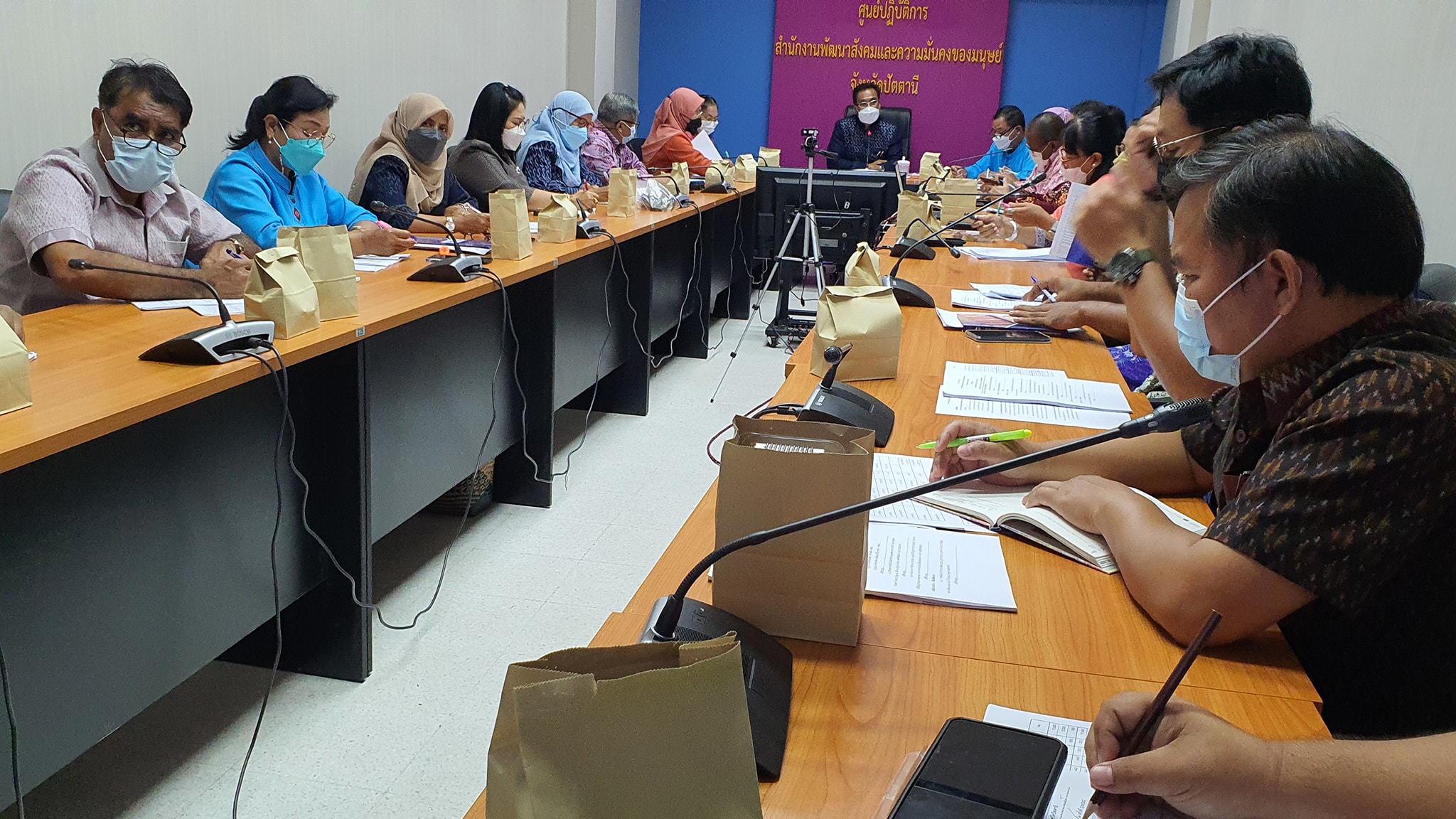 พช.ปัตตานี ประชุมติดตามและประเมินผลระหว่างดำเนินการขับเคลื่อนภารกิจงานพัฒนาชุมชนในรอบ 1 เดือน