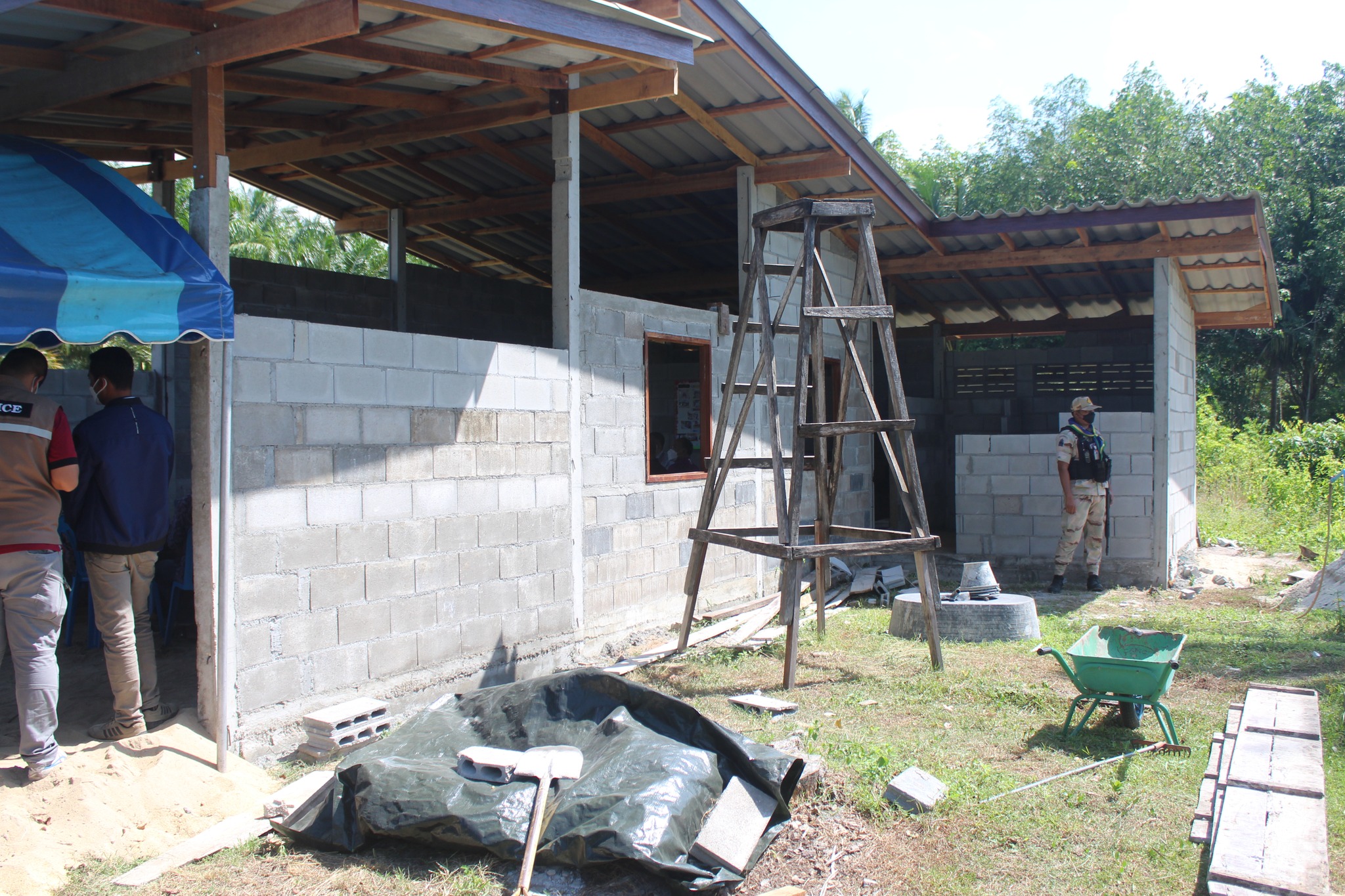 “ผู้ตรวจราชการกระทรวงมหาดไทย” ชื่นชมทีมจังหวัดปัตตานี บูรณาการหน่วยงานทุกภาคส่วนร่วมขจัดความยากจนและพัฒนาคนทุกช่วงวัยอย่างยั่งยืนตามหลักปรัชญาของเศรษฐกิจพอเพียง จังหวัดปัตตานี