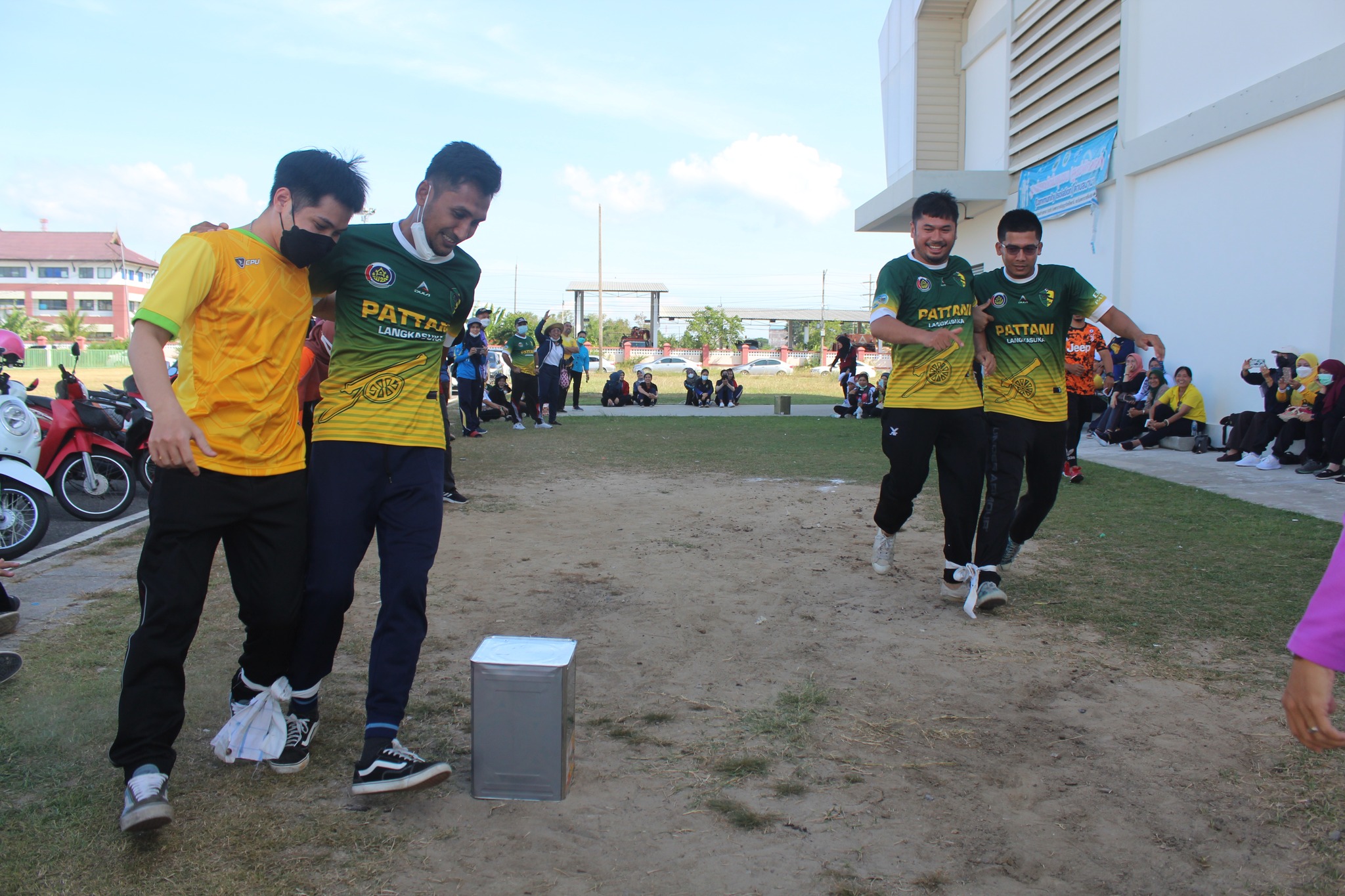 “สานสัมพันธ์น้องพี่ปัตตานี”  ชาร์จพลัง สร้างสามัคคี กีฬาสัมพันธ์ 60 ปี กรมการพัฒนาชุมชน