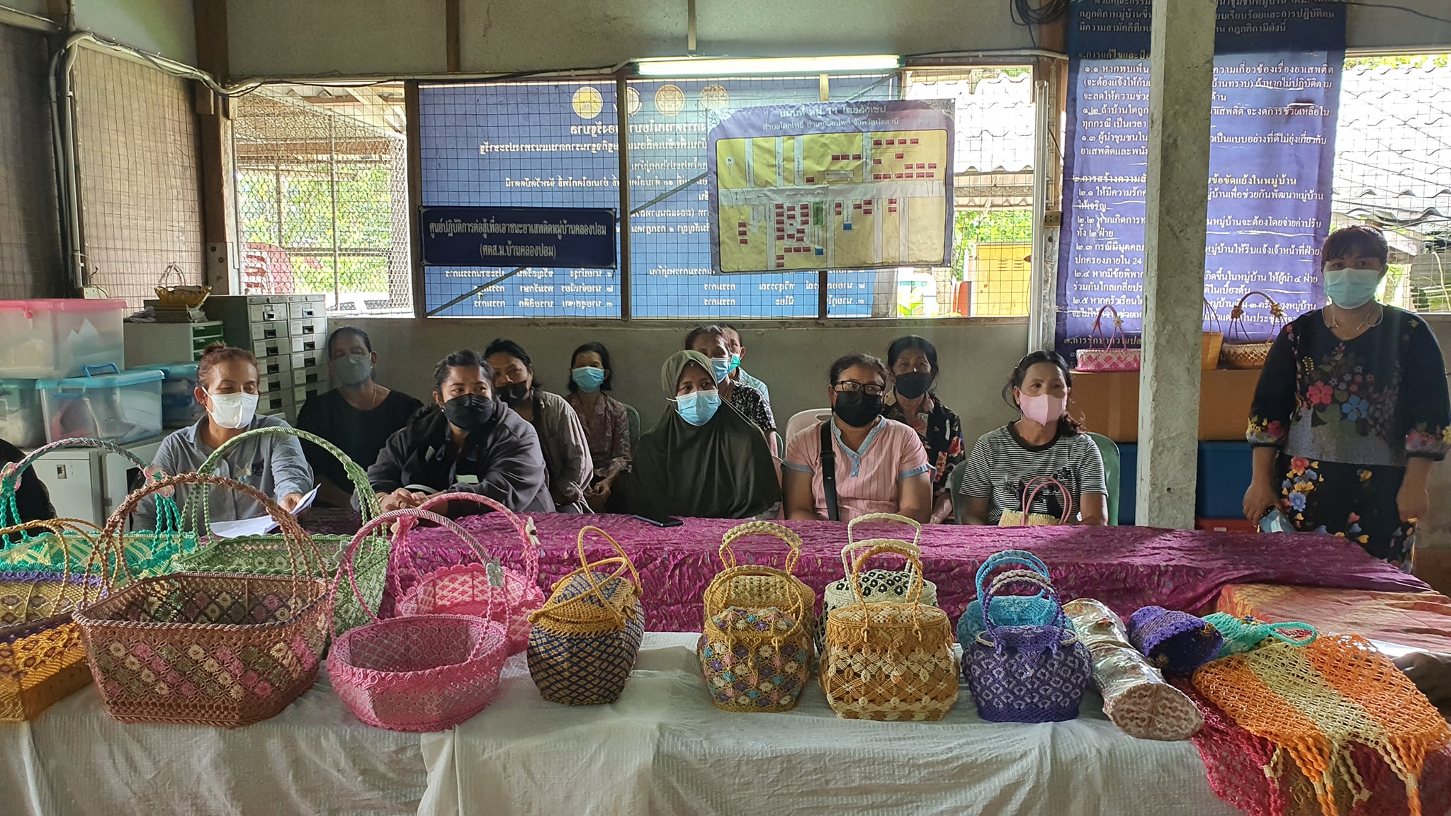 พัฒนาการจังหวัดปัตตานี ชื่นชมการบริหารจัดการหนี้ของครัวเรือน ด้วยการส่งเสริมอาชีพและมีแหล่งทุนที่เข้มแข็งในชุมชนได้