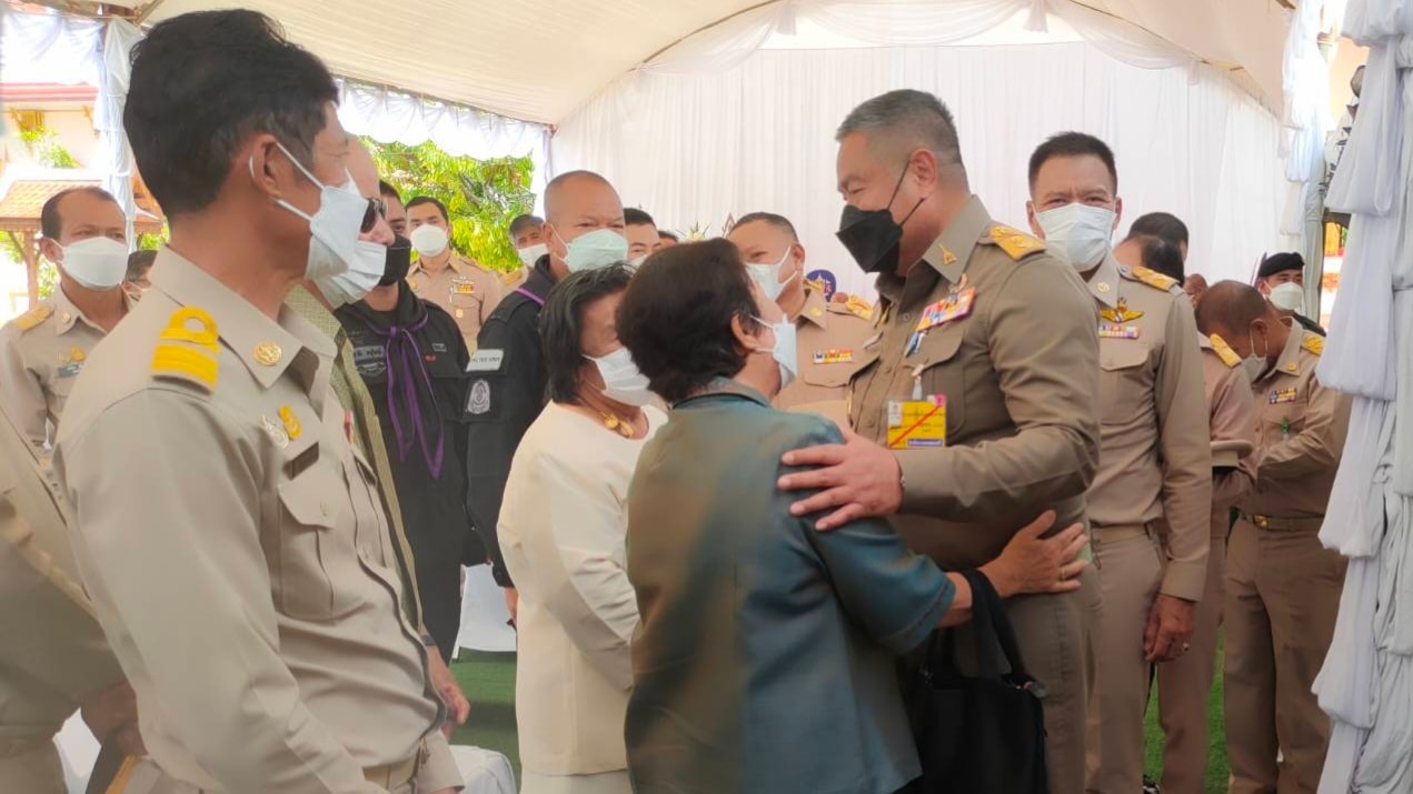 พช.ปัตตานี ร่วมต้อนรับ นายพลากร สุวรรณรัฐ องคมนตรี และคณะฯ ในโอกาสเดินทางมาปฏิบัติภารกิจในพื้นที่จังหวัดปัตตานี