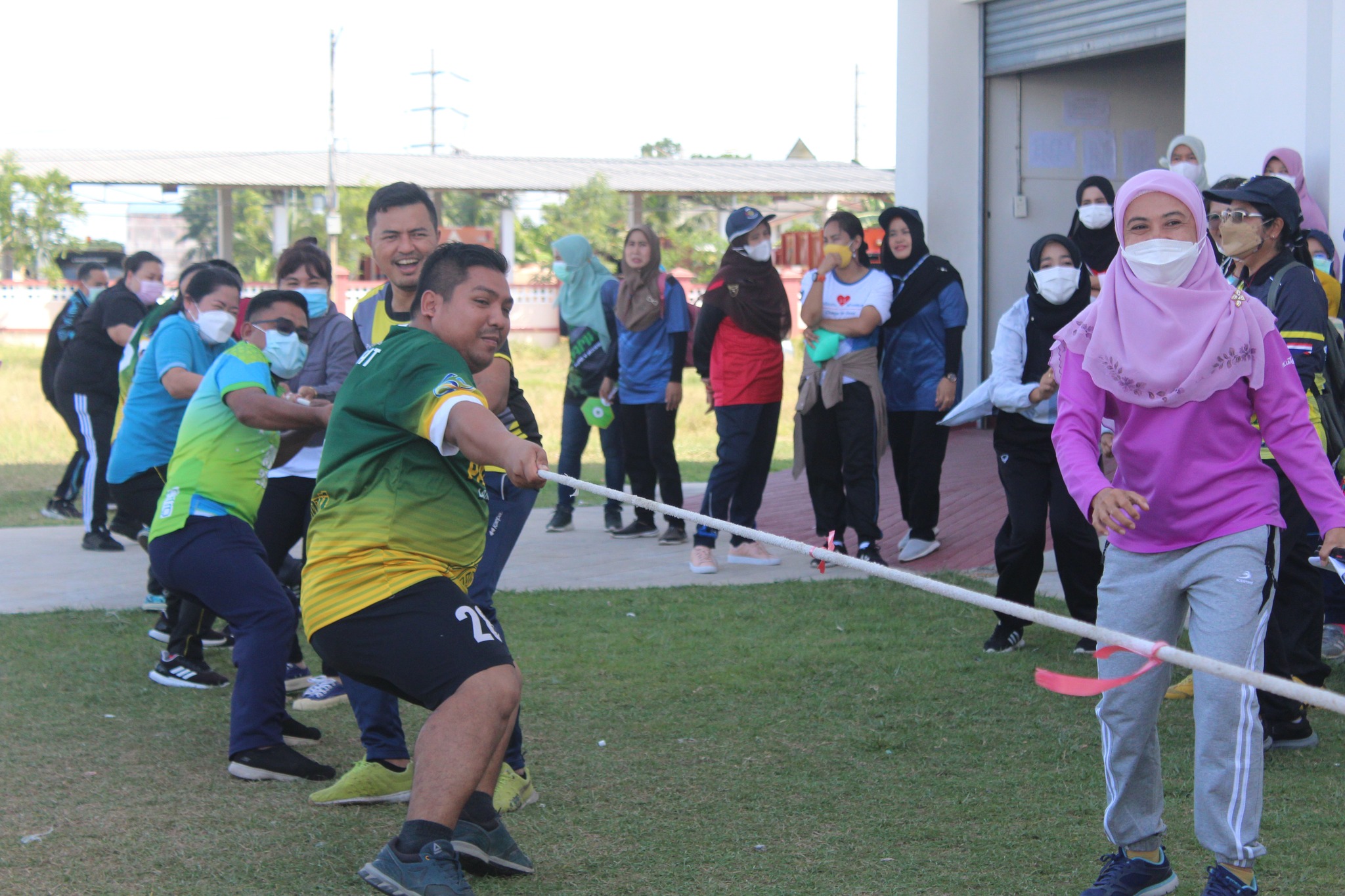 “สานสัมพันธ์น้องพี่ปัตตานี”  ชาร์จพลัง สร้างสามัคคี กีฬาสัมพันธ์ 60 ปี กรมการพัฒนาชุมชน