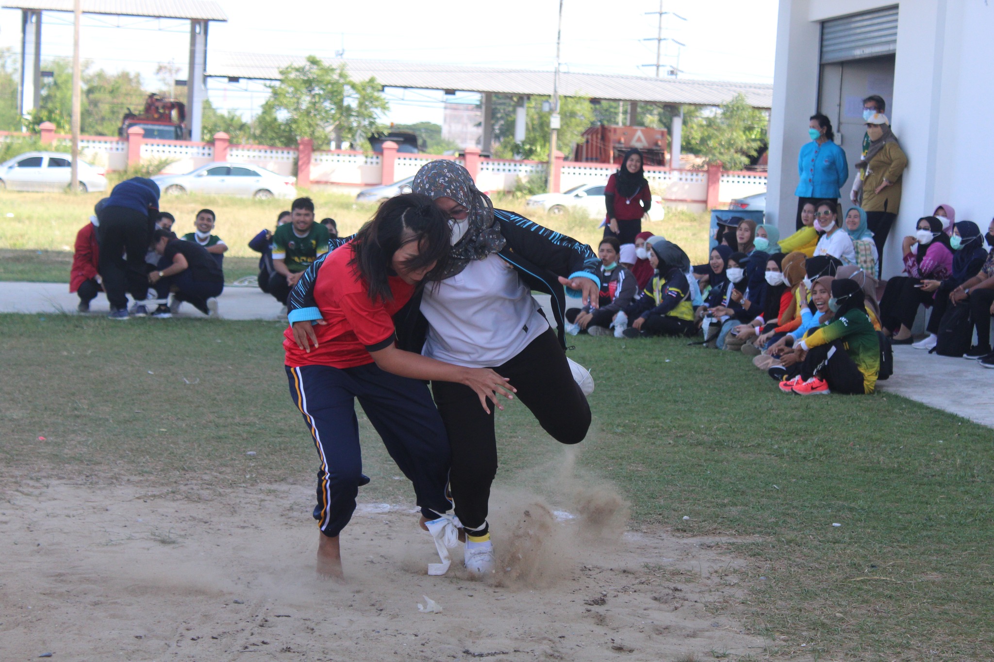 “สานสัมพันธ์น้องพี่ปัตตานี”  ชาร์จพลัง สร้างสามัคคี กีฬาสัมพันธ์ 60 ปี กรมการพัฒนาชุมชน