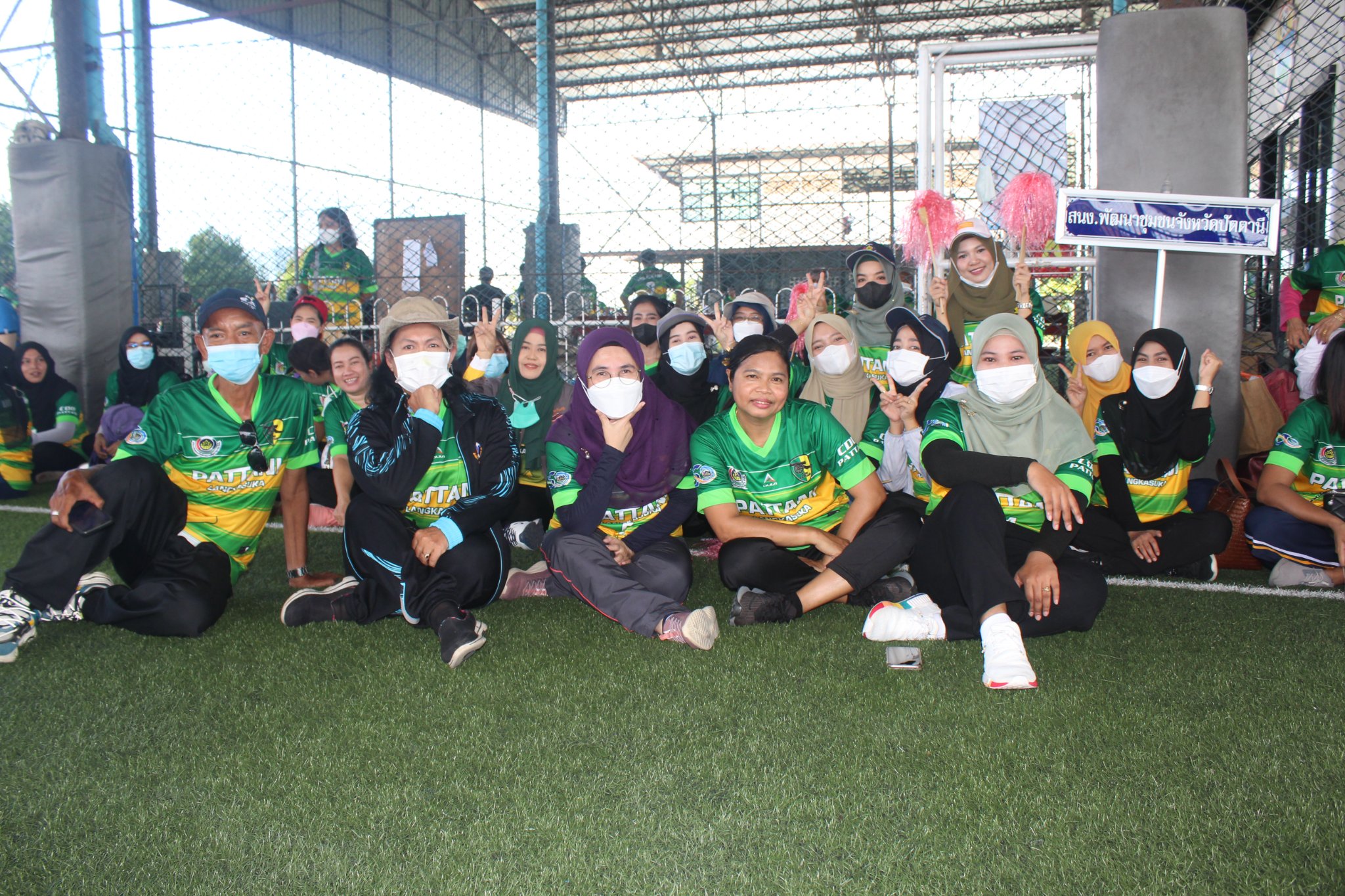 ให้กีฬารวมพลังเราเป็น1 “สานสัมพันธ์น้องพี่ 60 ปี กรมการพัฒนาชุมชน”