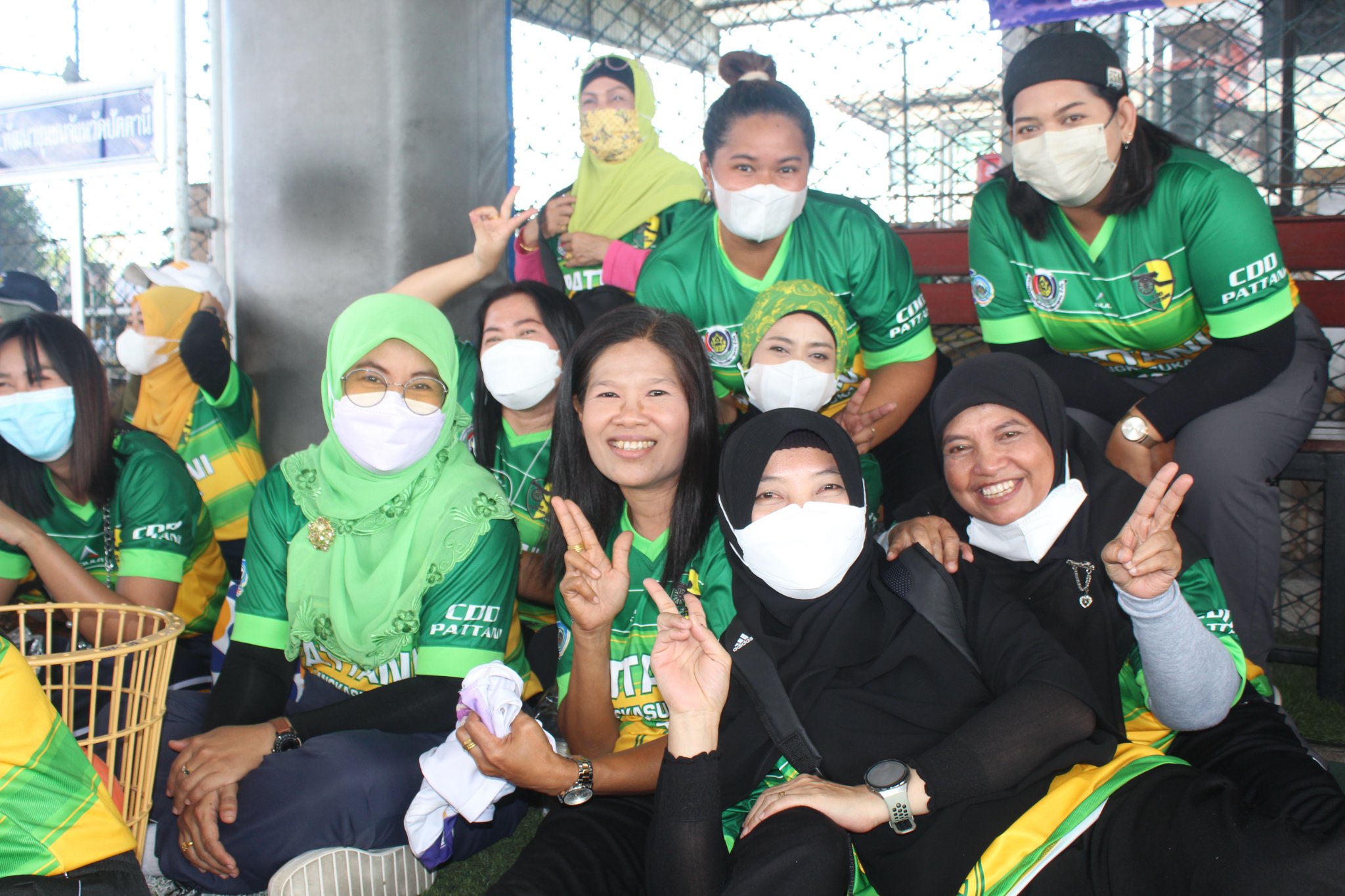 ให้กีฬารวมพลังเราเป็น1 “สานสัมพันธ์น้องพี่ 60 ปี กรมการพัฒนาชุมชน”