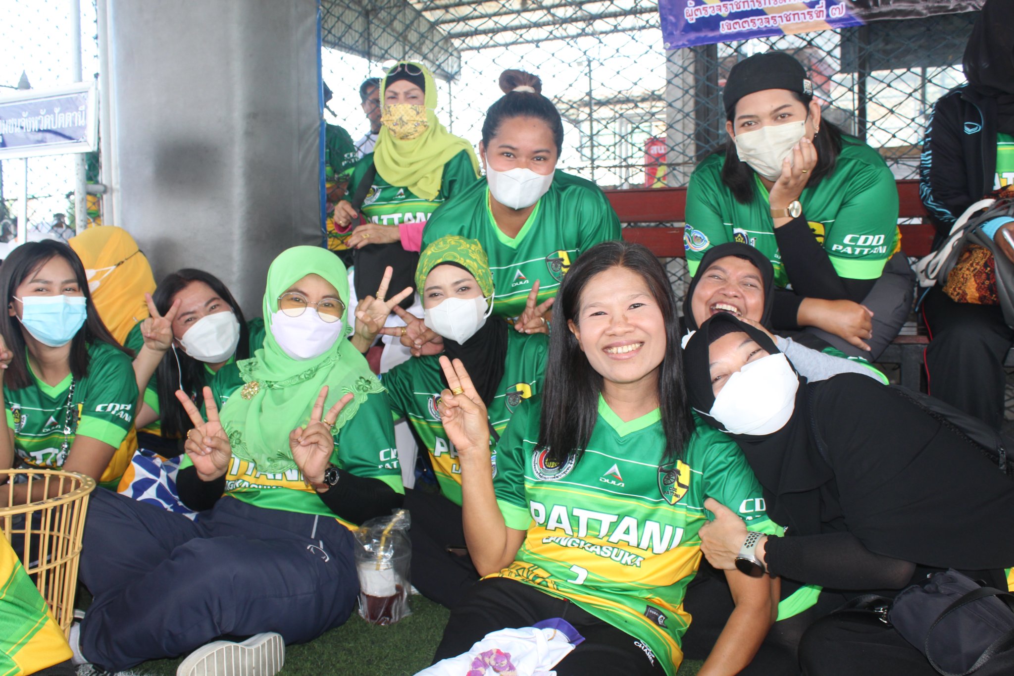 ให้กีฬารวมพลังเราเป็น1 “สานสัมพันธ์น้องพี่ 60 ปี กรมการพัฒนาชุมชน”