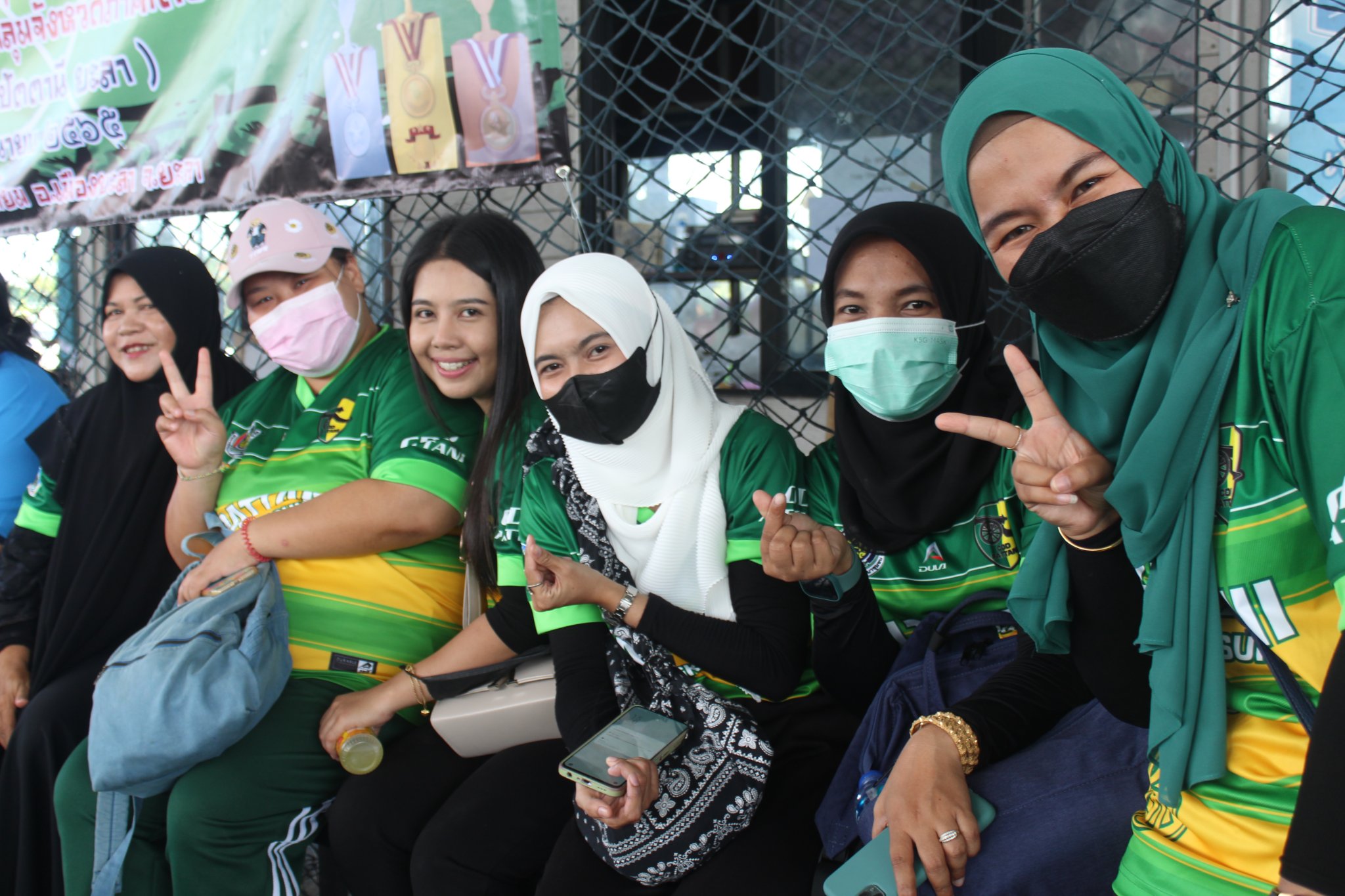 ให้กีฬารวมพลังเราเป็น1 “สานสัมพันธ์น้องพี่ 60 ปี กรมการพัฒนาชุมชน”