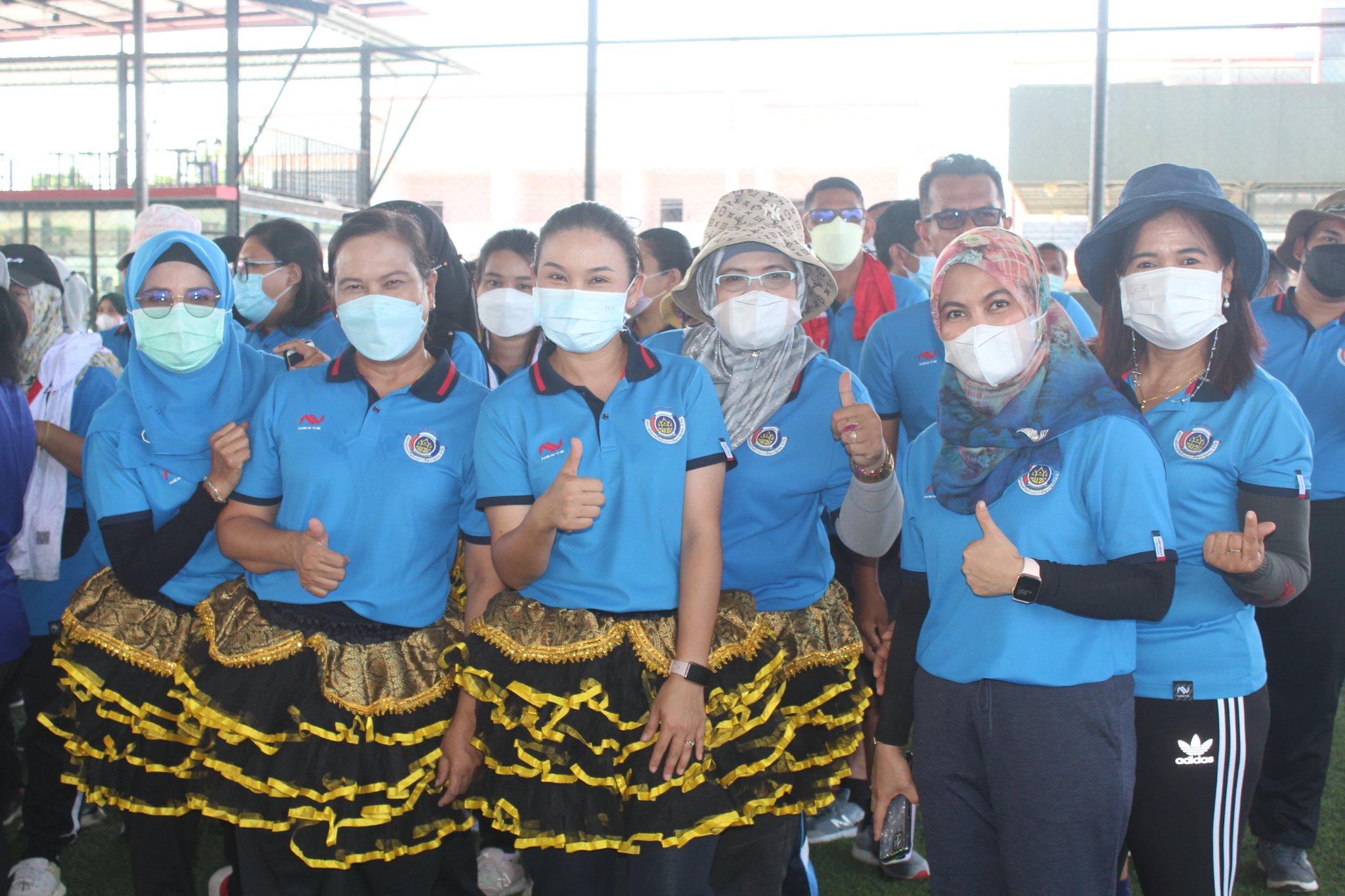 ให้กีฬารวมพลังเราเป็น1 “สานสัมพันธ์น้องพี่ 60 ปี กรมการพัฒนาชุมชน”