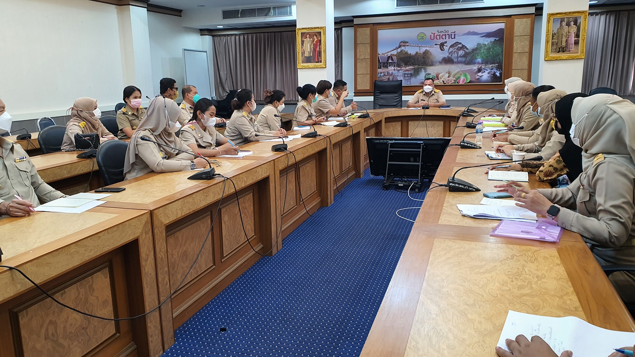 พช.ปัตตานี จัดประชุมซักซ้อมสร้างความเข้าใจแนวทางการจัดทำเอกสารผลงาน เพื่อขอประเมินเลื่อนระดับข้าราชการในสังกัด