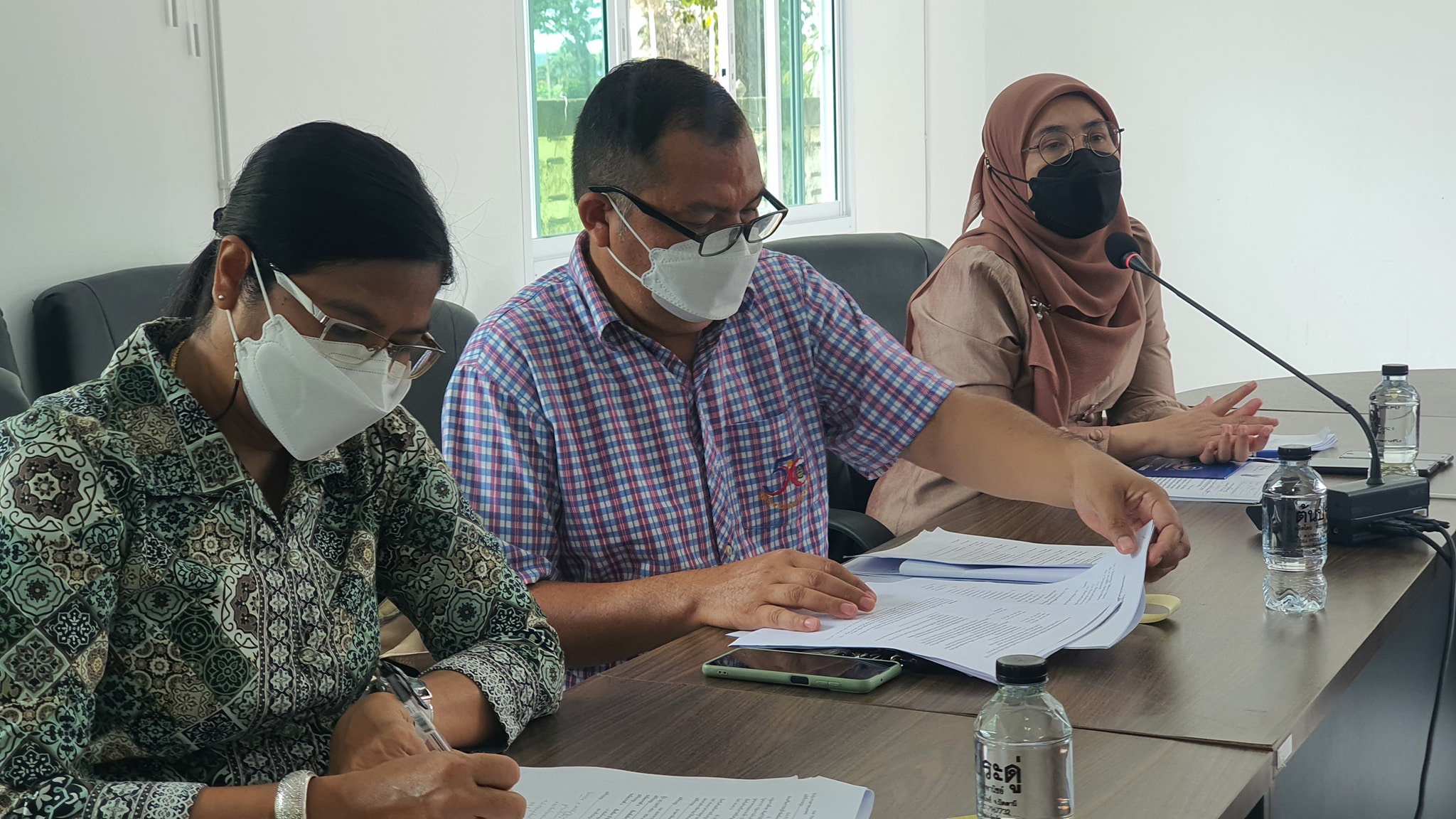 พช.ปัตตานี จัดประชุมเคลื่อนที่ ติดตามการขับเคลื่อนภารกิจงานพัฒนาชุมชน 12อำเภอ ในรอบ 1 เดือน