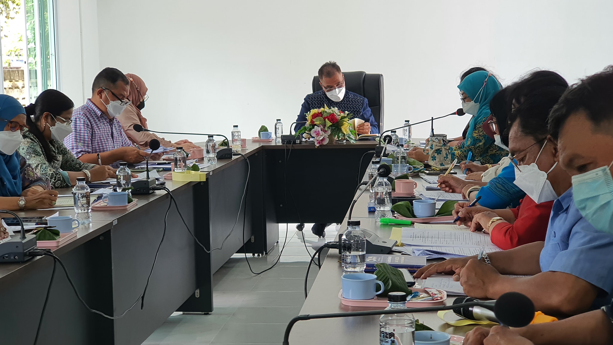 พช.ปัตตานี จัดประชุมเคลื่อนที่ ติดตามการขับเคลื่อนภารกิจงานพัฒนาชุมชน 12อำเภอ ในรอบ 1 เดือน