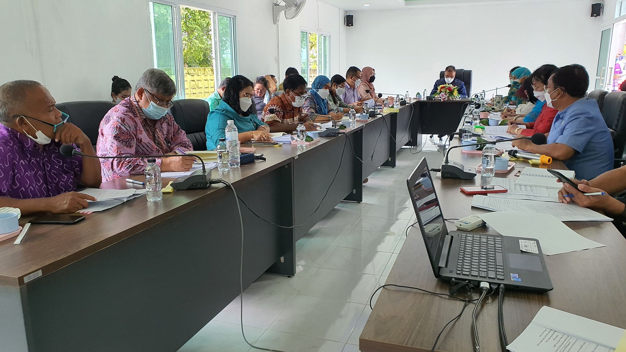 พช.ปัตตานี จัดประชุมเคลื่อนที่ ติดตามการขับเคลื่อนภารกิจงานพัฒนาชุมชน 12อำเภอ ในรอบ 1 เดือน