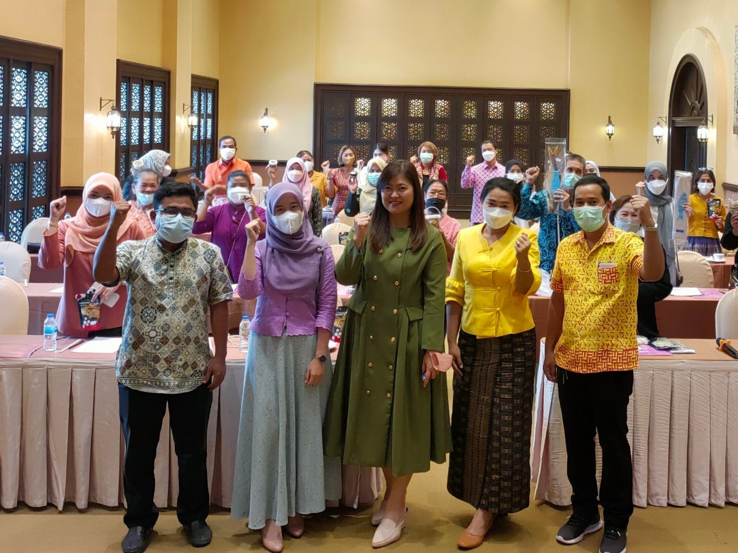 พช.ปัตตานี สร้างพลังกลุ่มเป้าหมายในชุมชน สร้างรายได้จากกิจการอาหารปลอดภัย เพื่อพัฒนาเศรษฐกิจฐานรากและประชารัฐ