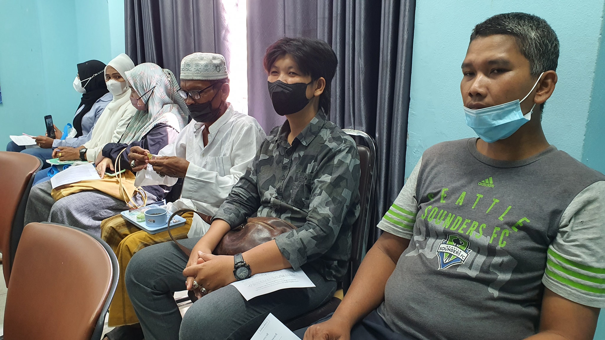 พช.ปัตตานี เตรียมพร้อม ผู้ผลิต ผู้ประกอบการ OTOP 3 – 5 ดาว และ ผู้ประกอบการชวนชิม ร่วมงาน “ศิลปาชีพประทีปไทย OTOP ก้าวไกลด้วยพระบารมี” ปี 2565