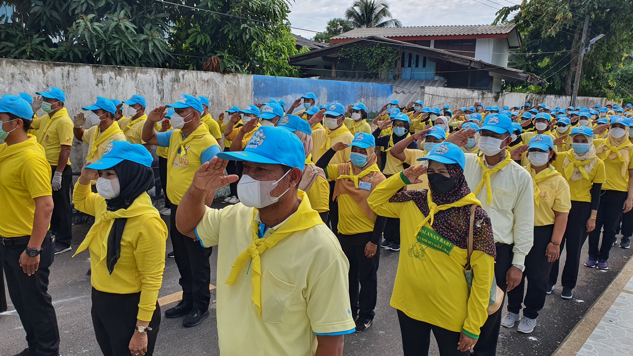 พช.ปัตตานี ร่วมพิธีสำคัญและกิจกรรมเฉลิมพระเกียรติ เนื่องในโอกาสวันเฉลิมพระชนมพรรษา พระบาทสมเด็จพระเจ้าอยู่หัว 28 กรกฎาคม 2565