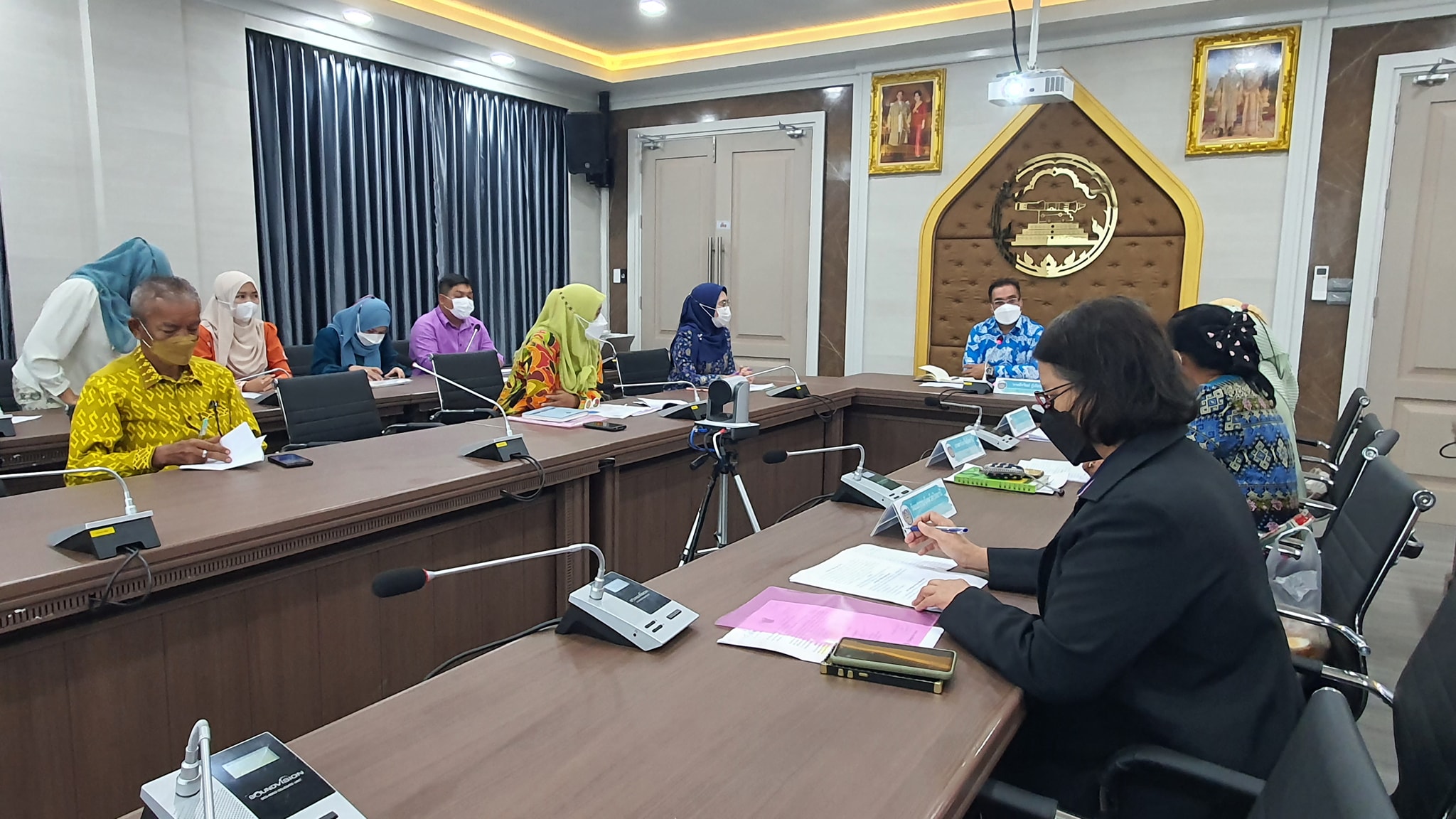 พช.ปัตตานี จัดประชุมพิจารณารับรองมาตรฐานการพัฒนาชุมชน (มชช.) จังหวัดปัตตานี