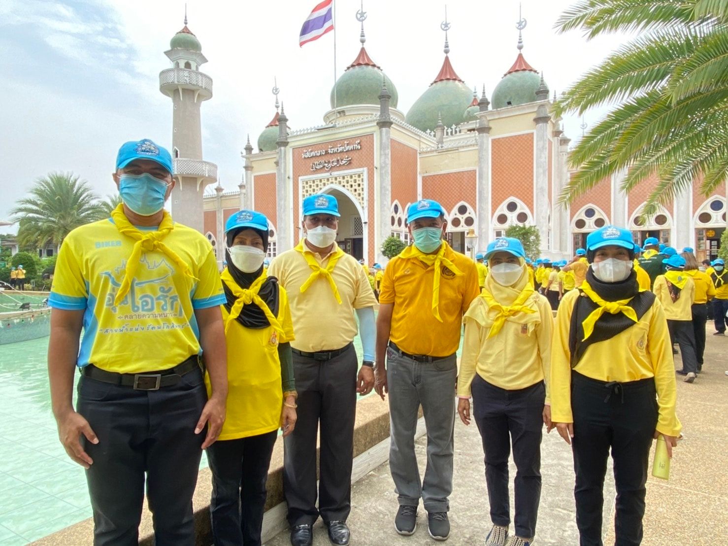 พช.ปัตตานี ร่วมพิธีทำบุญตักบาตรถวายเป็นพระราชกุศล – พิธีถวายราชสักการะและลงนามถวายพระพรสมเด็จพระนางเจ้าสิริกิติ์ พระบรมราชินีนาถ พระบรมราชชนนีพันปีหลวง เนื่องในโอกาสมหามงคลเฉลิมพระชนมพรรษา 90 พรรษา 12 สิงหาคม 2565