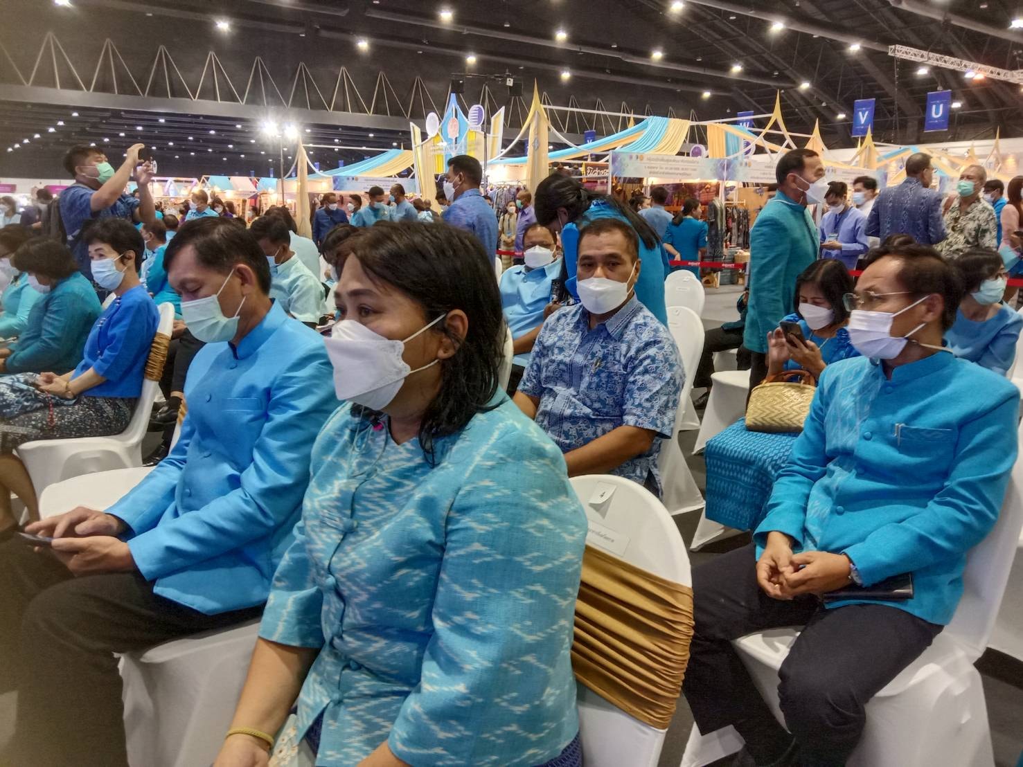 ยิ่งใหญ่ อลังการ! พช.ปัตตานี ร่วมพิธีเปิดงาน “ศิลปาชีพประทีปไทย OTOP ก้าวไกลด้วยพระบารมี” ปี 2565