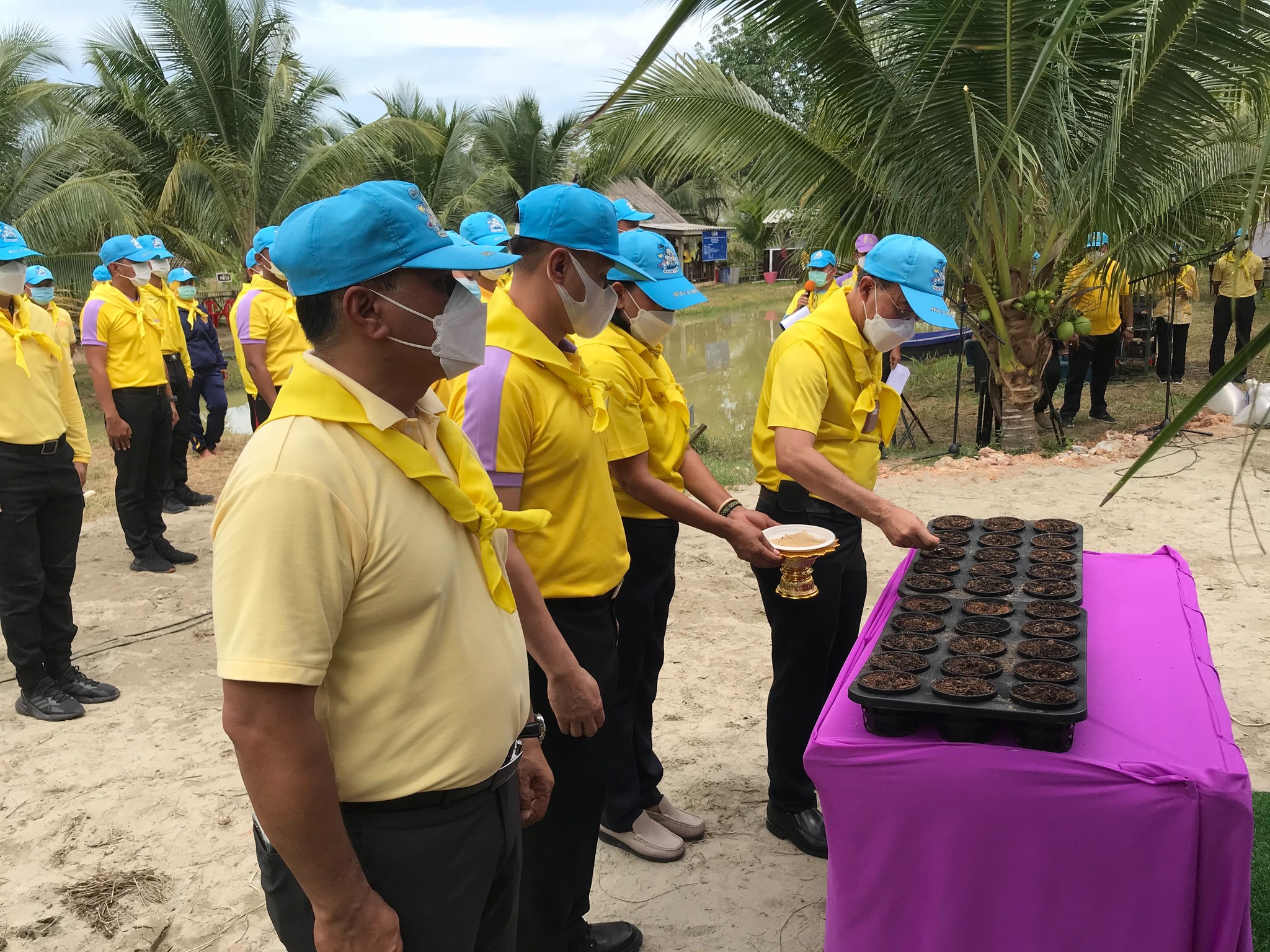 พช.ปัตตานี รวมพลังจิตอาสาพัฒนาชุมชน ร่วมปลูกป่า ปล่อยปลา ปลูกผักสวนครัว เฉลิมพระเกียรติสมเด็จพระนางเจ้าสิริกิติ์ พระบรมราชินีนาถ พระบรมราชชนนีพันปีหลวง เนื่องในโอกาสมหามงคลเฉลิมพระชนมพรรษา 90 พรรษา (12 สิงหาคม 2565), เฉลิมพระเกียรติพระบาทสมเด็จพระปรเมนทรรามาธิบดีศรีสินทรมหาวชิราลงกรณ พระวชิรเกล้าเจ้าอยู่หัว” พระชนมพรรษา 70 พรรษา (28 กรกฎาคม พ.ศ. 2565) และ กิจกรรมการน้อมนำแนวพระราชดำริของสมเด็จพระกนิษฐาธิราชเจ้า กรมสมเด็จพระเทพรัตนราชสุดาฯ สยามบรมราชกุมารี สร้างความมั่นคงทางอาหาร สู่ปฏิบัติการปลูกผักสวนครัวเพื่อสร้างความมั่นคงทางอาหาร