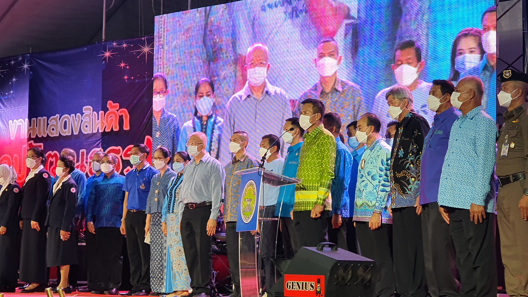 พช.ปัตตานี โชว์ผลงานผ้าไทย งานหัตถกรรมเด่น ผลิตภัณฑ์ชุมชน ใน “งานแสดงสินค้า ศิลปวัฒนธรรมและงานประจำปี ปัตตานีวิถีใหม่” ประจำปี 2565