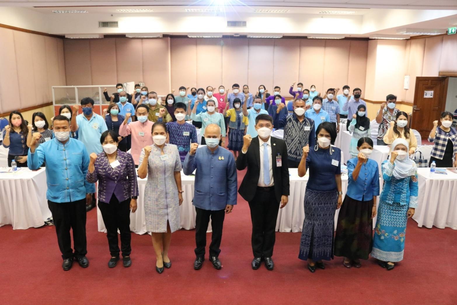 พช.ปัตตานี เตรียมทัพขับเคลื่อนงานหมู่บ้านกองทุนแม่ของแผ่นดิน มุ่งใช้พลังชุมชนแก้ไขปัญหายาเสพติด data