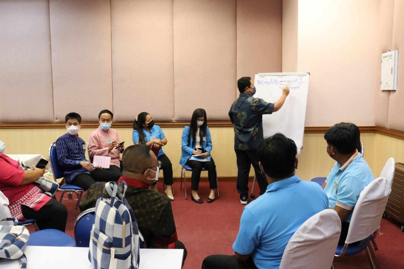 พช.ปัตตานี เตรียมทัพขับเคลื่อนงานหมู่บ้านกองทุนแม่ของแผ่นดิน มุ่งใช้พลังชุมชนแก้ไขปัญหายาเสพติด data