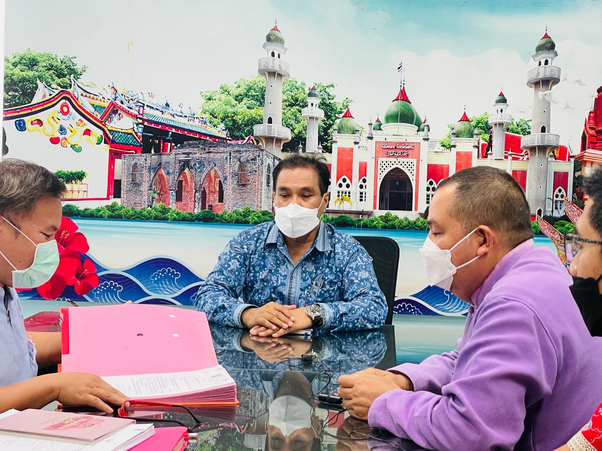 พช.ปัตตานี ร่วมประชุมซักซ้อมแนวทางการตรวจสอบบัญชีเงินฝากธนาคารและการยืนยันลูกหนี้ กองทุนพัฒนาบทบาทสตรี ผ่านระบบการประชุมออนไลน์(Zoom Cloud Meeting)