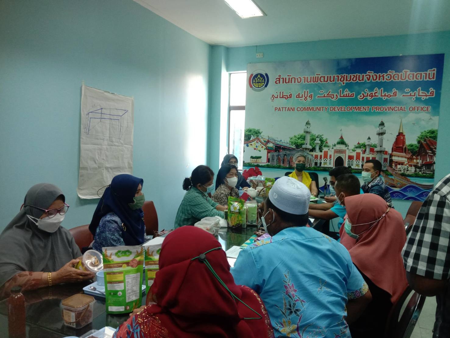 พช.ปัตตานี+บริษัทประชารัฐฯ ร่วมพัฒนา OTOP เปิดตลาดพรีเมี่ยม ชูผลิตภัณฑ์เด่นปัตตานี