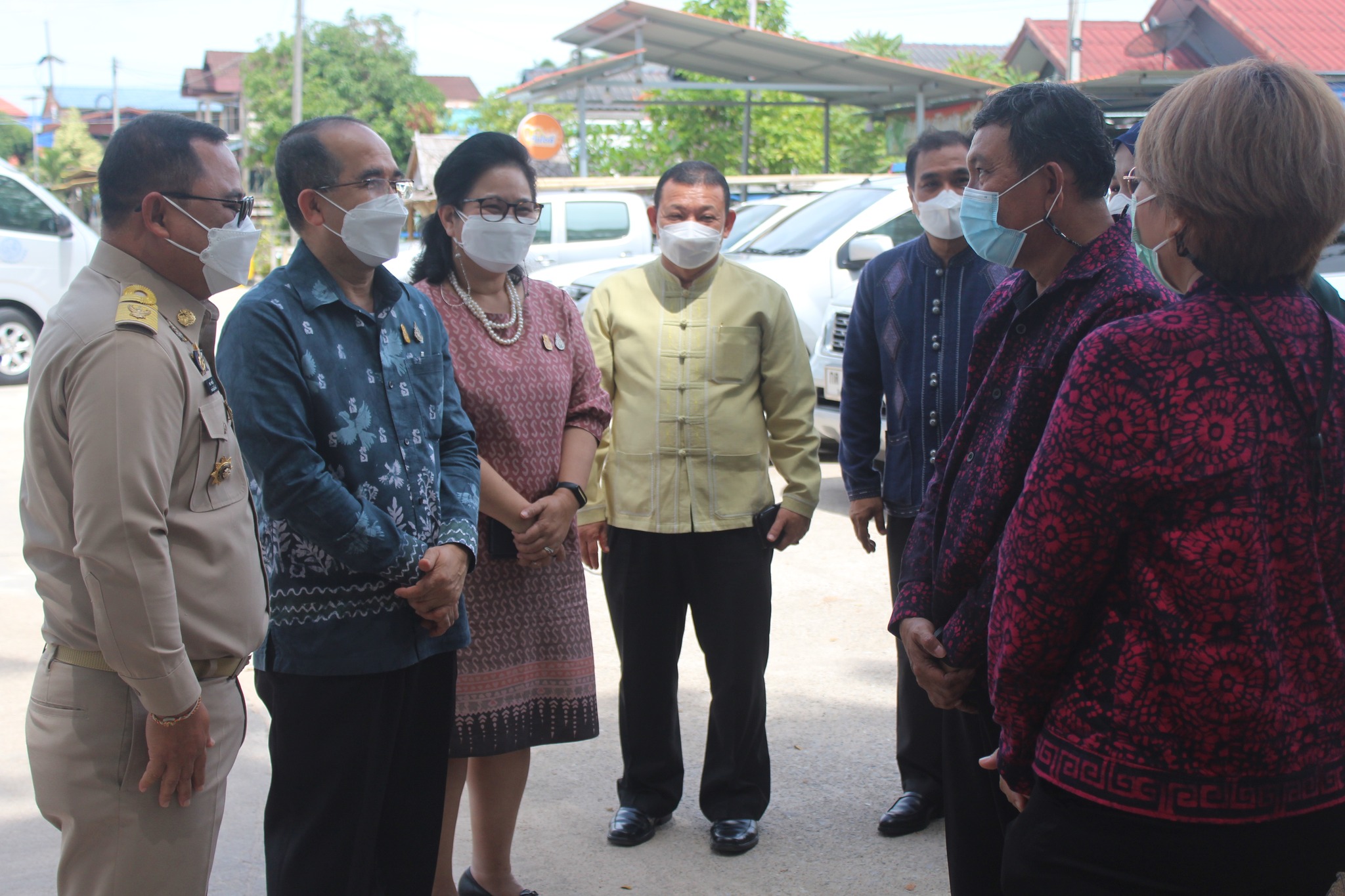 อธิบดีกรมการพัฒนาชุมชนฯ ชื่นชมการขับเคลื่อนภารกิจพัฒนาชุมชนจังหวัดปัตตานี ผสานอัตลักษณ์ 3 วัฒนธรรม สืบสานต่อยอดภูมิปัญญาท้องถิ่น ชูจุดเด่นสร้างมูลค่าจากต้นทุนในชุมชน