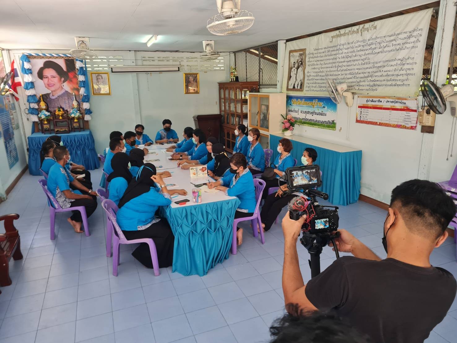 พช.ปัตตานี ลงพื้นที่จัดทำสื่อประชาสัมพันธ์ “หมู่บ้านกองทุนแม่ของแผ่นดินดีเด่น ระดับกรมการพัฒนาชุมชน” ปี 2565