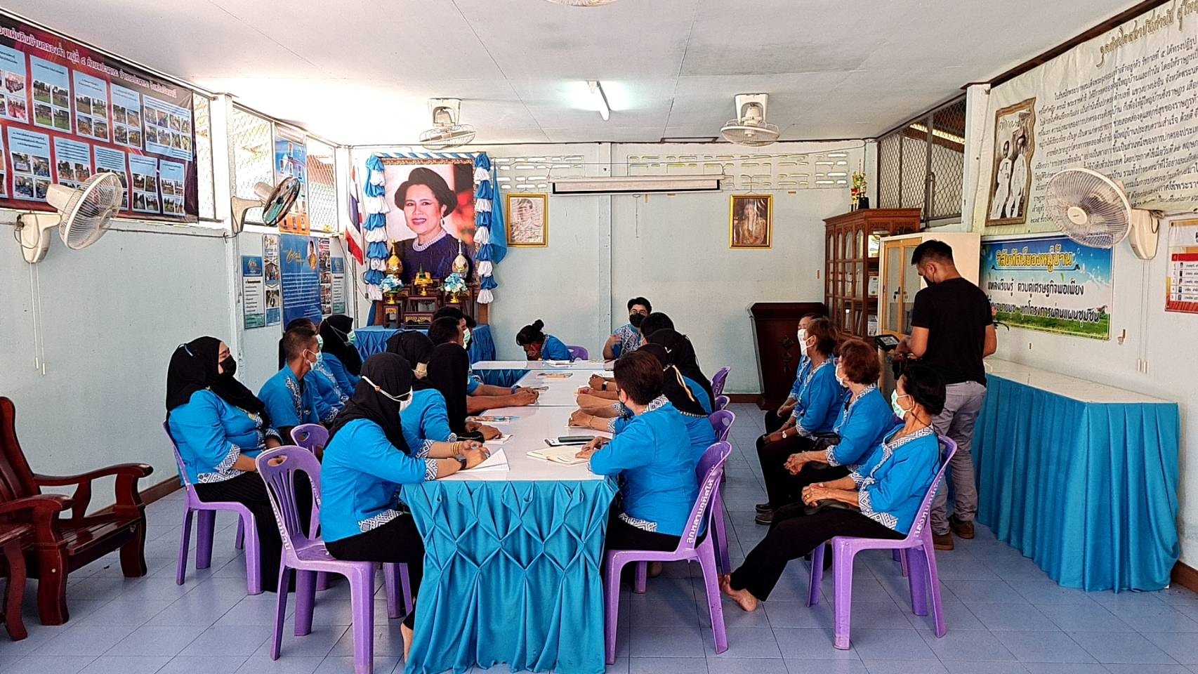 พช.ปัตตานี ลงพื้นที่จัดทำสื่อประชาสัมพันธ์ “หมู่บ้านกองทุนแม่ของแผ่นดินดีเด่น ระดับกรมการพัฒนาชุมชน” ปี 2565
