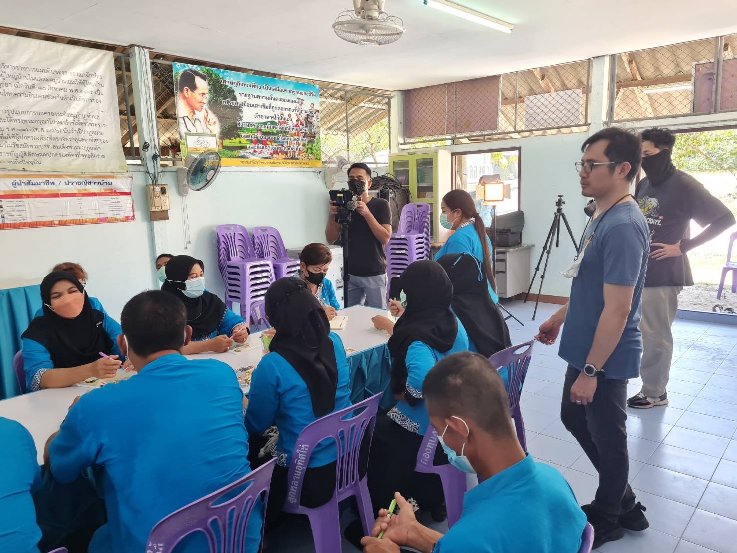 พช.ปัตตานี ลงพื้นที่จัดทำสื่อประชาสัมพันธ์ “หมู่บ้านกองทุนแม่ของแผ่นดินดีเด่น ระดับกรมการพัฒนาชุมชน” ปี 2565