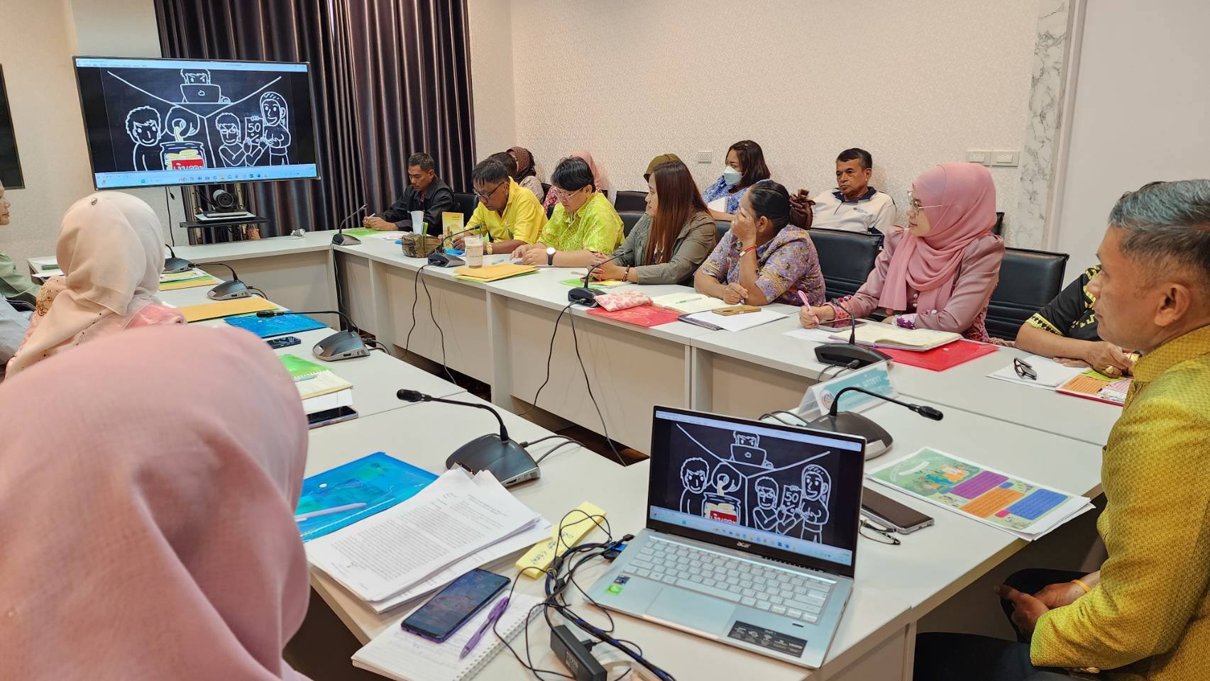 พช.ปัตตานี ปลุกพลังกลไกขับเคลื่อนการออมและการพัฒนาทักษะทางการเงิน(Financial Literacy) สร้างชุมชนเข้มแข็งวางแผนชีวิต