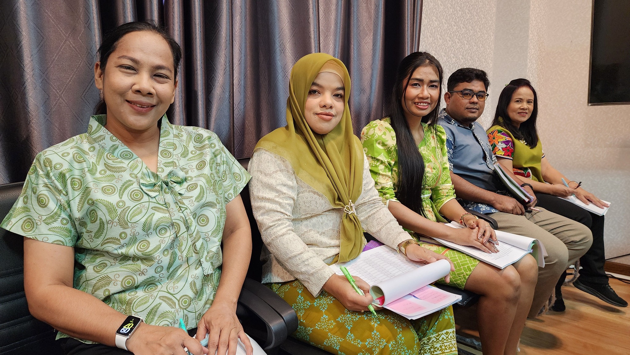 Pattani Happy แฮปปี้ทีม พช. ปัตตานี จัดประชุมทีมงานผู้บริหาร 12 อำเภอ เสริมพลังสร้างคุณภาพขับเคลื่อนภารกิจงานพัฒนาชุมชน